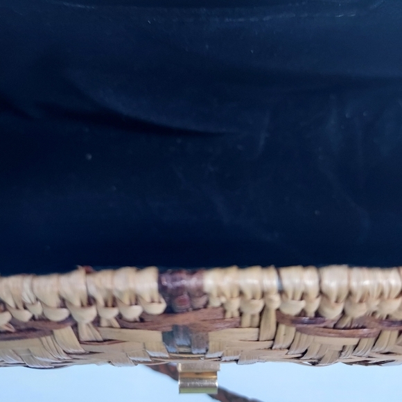 NWT Small Kwun Fung Rattan Purse - Picture 8 of 14